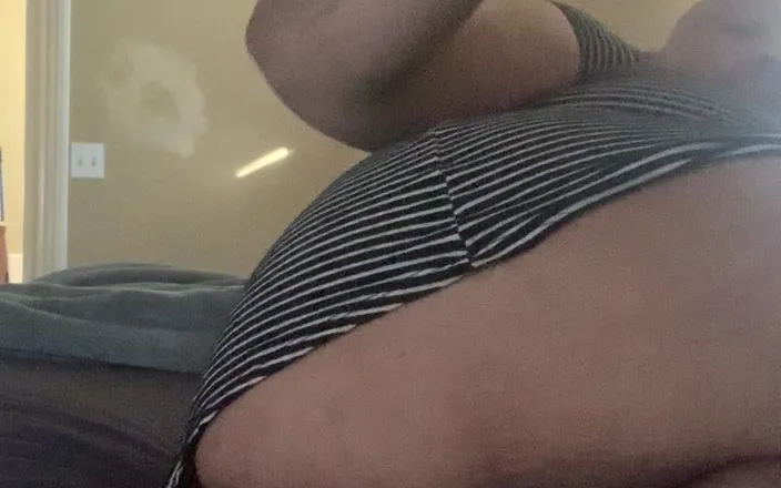 Freakytalez310: Me in a dress shaking it