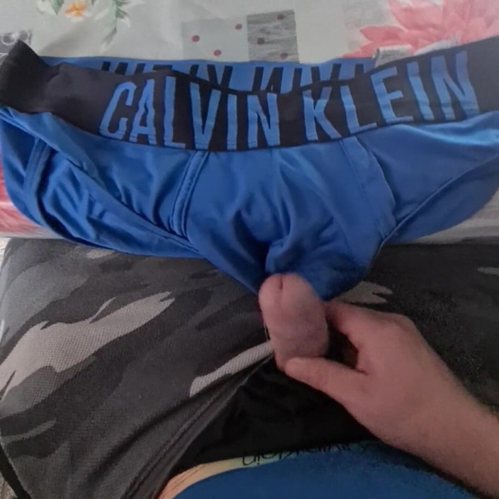 CumShorts: Cum en ropa interior