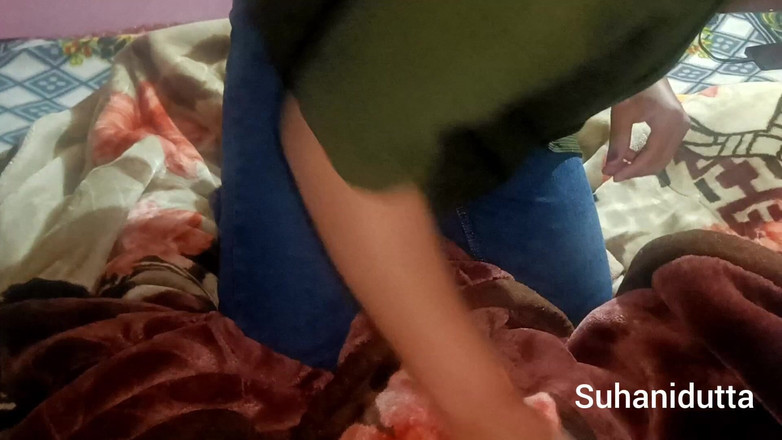 Couple's Diary: Suhani dutta нова дівчина жорстко трахається, частина 1 брудним голосом хінді