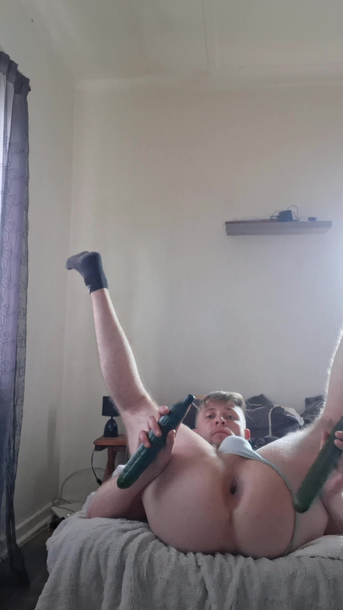 Justme22345: Gaping My Ass