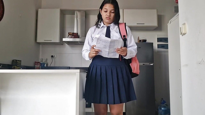 Sashasweet: Meine stiefschwester braucht meine hilfe und ich brauche sie, um...