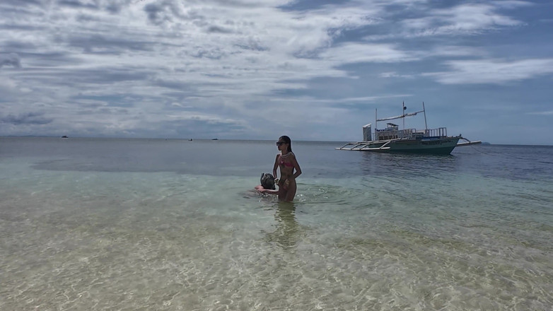 MaikaMann: Ano relajante en el agua suave y salada del océano...