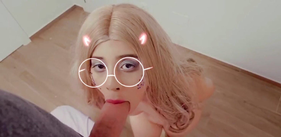 Latinascachondas: Latina blonde big ass Argentinian sucking and fucking