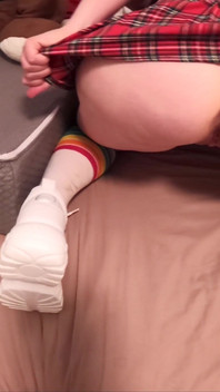 Pepek berbulu adik tiri