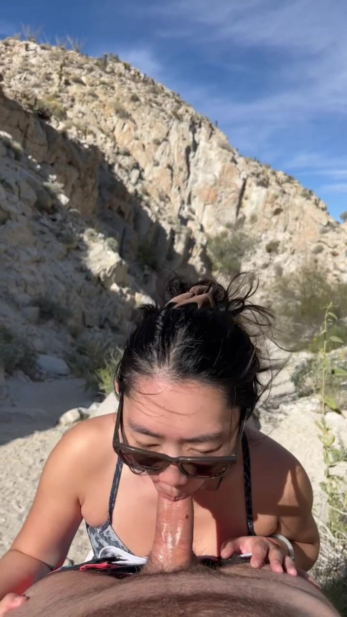meimeiXXX: Outdoor Blowjob While Hiking in the Desert - Amateur Wmaf - Cum...