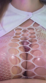 Cielo descuidado bajo mis tetas - Lilykoti