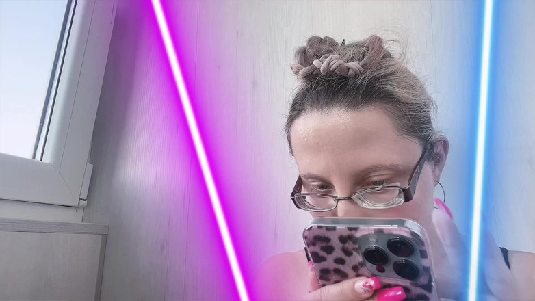 FinDom Goaldigger: Malam ini Awak Pakai - Kerana Banci Jangan Kencing Seperti Lelaki