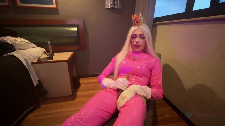 Ashe Vex: Tranny Princess Peach Solo Latex Masturbation