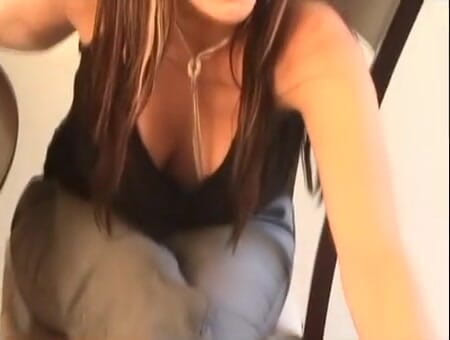 Foot Girls: Brunette gets her feet licked