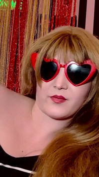 Avevo bisogno di un nuovo cazzo per un paio di mutandine creampie