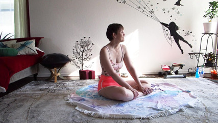 Aurora Willows: Behind the Scenes Booty Shorts