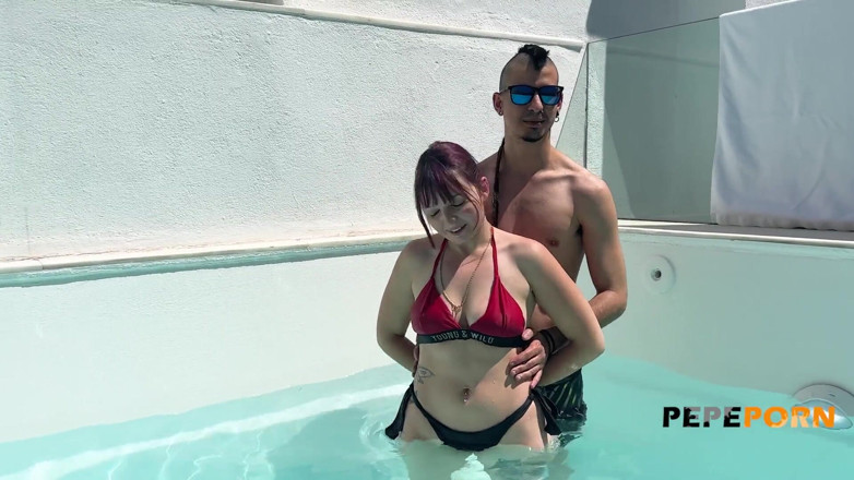 PepePorn: Spanish Teen Couple Has a Very Sexy Time at Their...