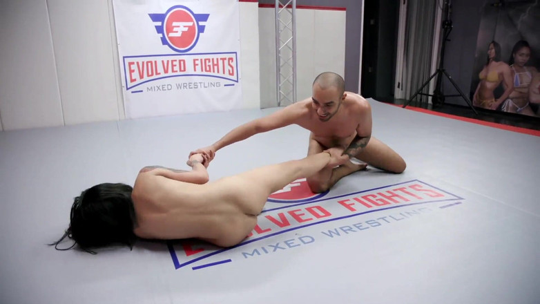 Evolved Fights: Avery Black Vs Oliver Davis