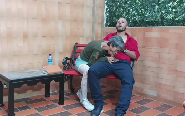 Swingersamateur40: I Love to Fuck Anywhere - Porn in Spanish.