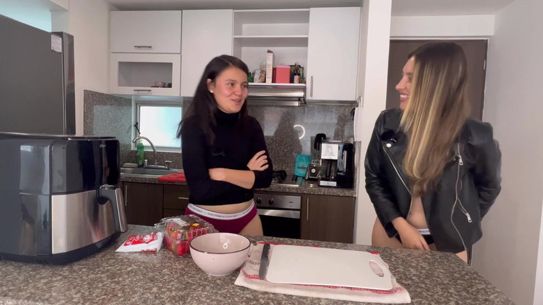 scarlettandc: Prepariamo le fragole cremose e ci divertiamo