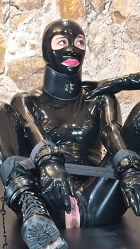 Extreme Pleasure for Gloomy - Alex Latex