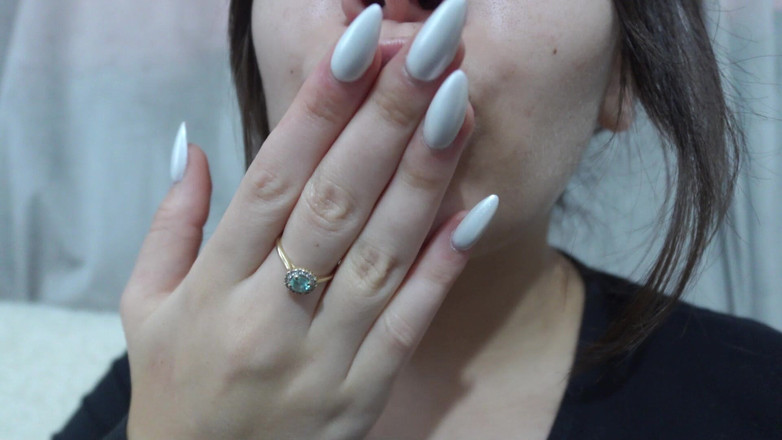 AmayaMori: La mia sorellastra indiana ha un bacio Fetish, inviare costantemente...