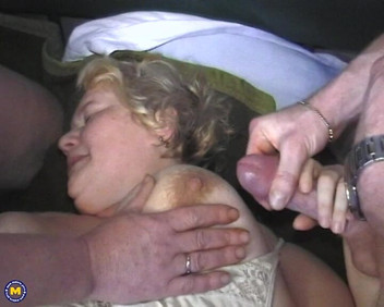 Mature NL: Gang bang amatir dewasa BBW