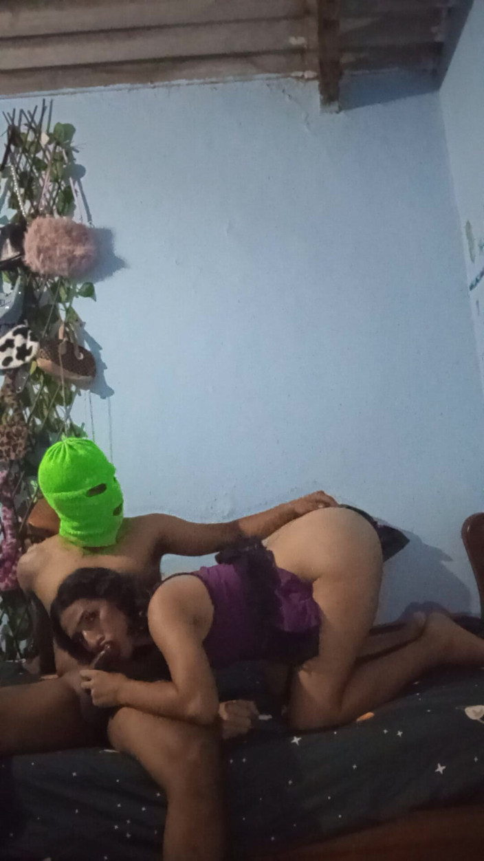 Femboy from Colombia: Богатая встреча с этим сводным братом