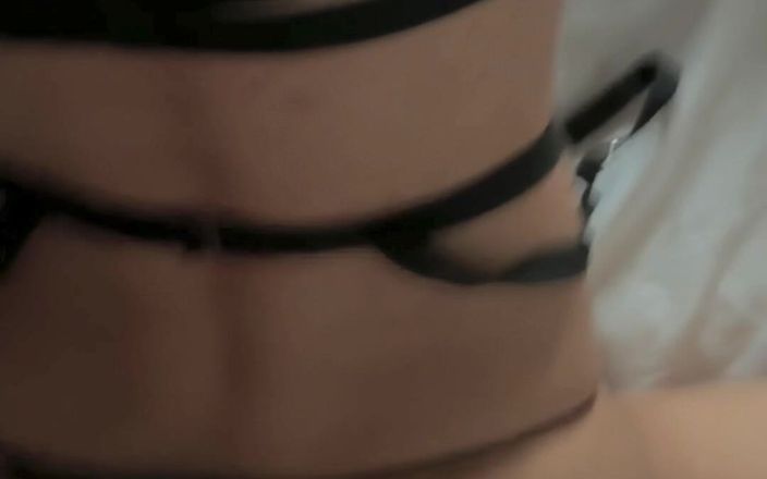 wannahavefunx: Mladý Holanďanky poprvé zkoušel moji femboy kundičku