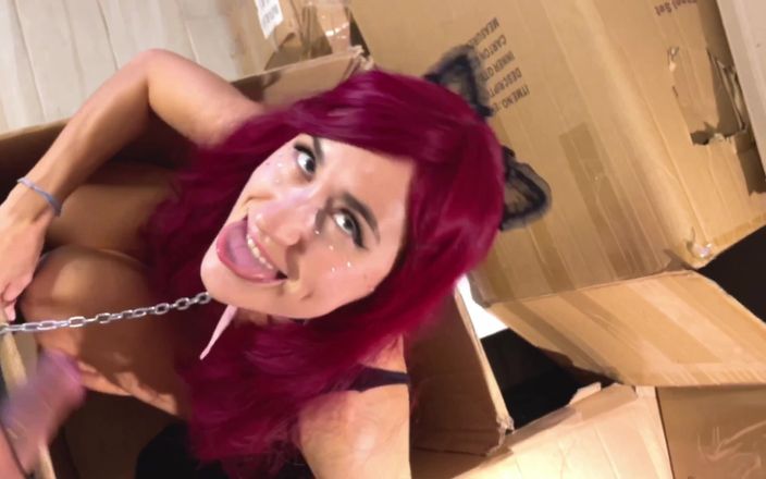 Sex Travelers: बॉक्स से लाल बालों वाली कमसिन लड़की के मज़ेदार चेहरों के साथ मेरा कॉस्प्ले सेक्सी हॉट लंड चुसाई, मुंह में चुदाई