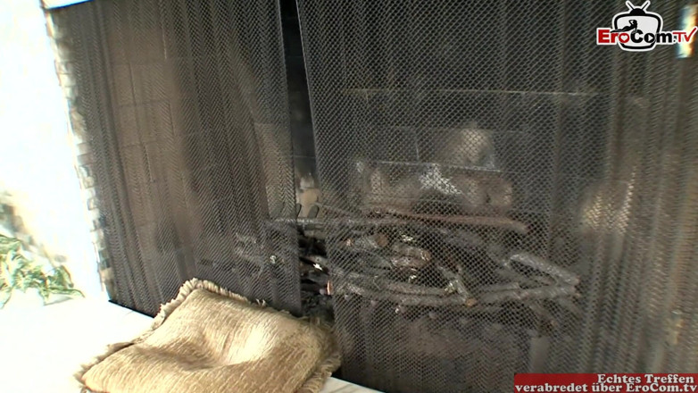 EroCom: Cycata czarnowłosa kobieta uwielbia seks międzyrasowy