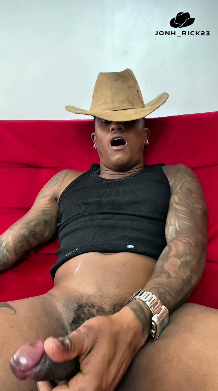 John Rick gg: Black Agroboy quiere follarte