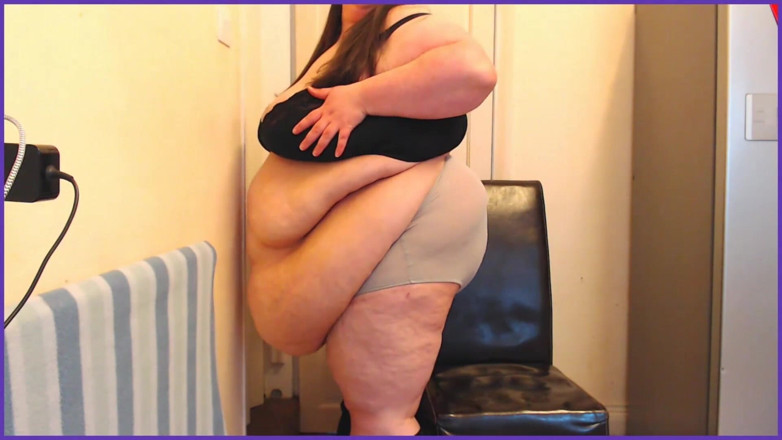SSBBWLadyBrads: SSBBW slow motion belly jiggles and shakes