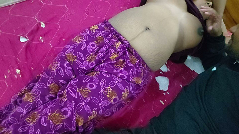 Premi pooja: Hot Desi Bhabhi Boobs Touching Desi Hot Videos
