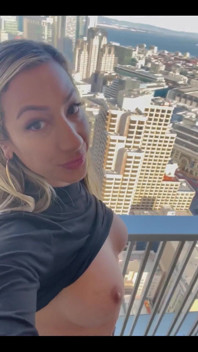 Views get me sooo horny 