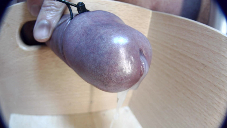 Gaylectrician: Close up cumshot 21-11-12