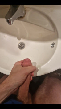Wake up at Friend's House, Hungover. What Else You Gonna Do Than Cum? ‍