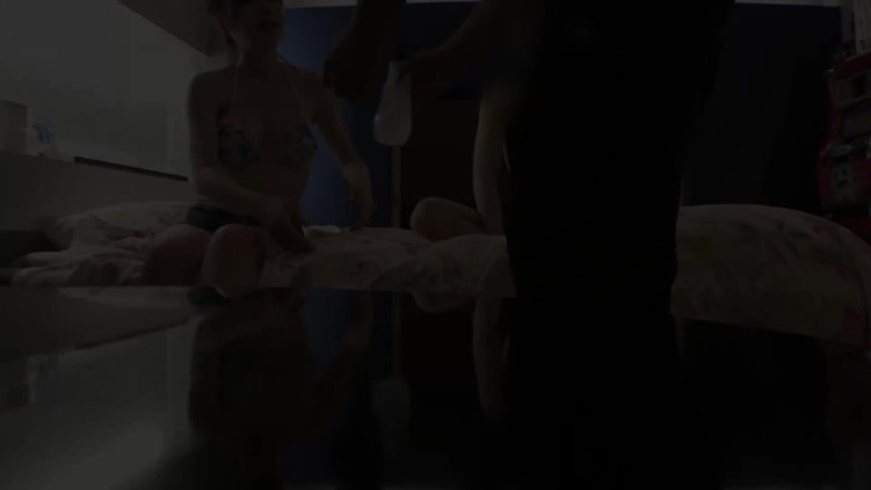 Raptor Inc: 여름이야! 바다야! 수영복을 입은 아름다운 여자들!