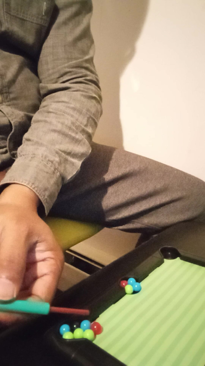 Warichson: Развлечение у бассейна на столе No2