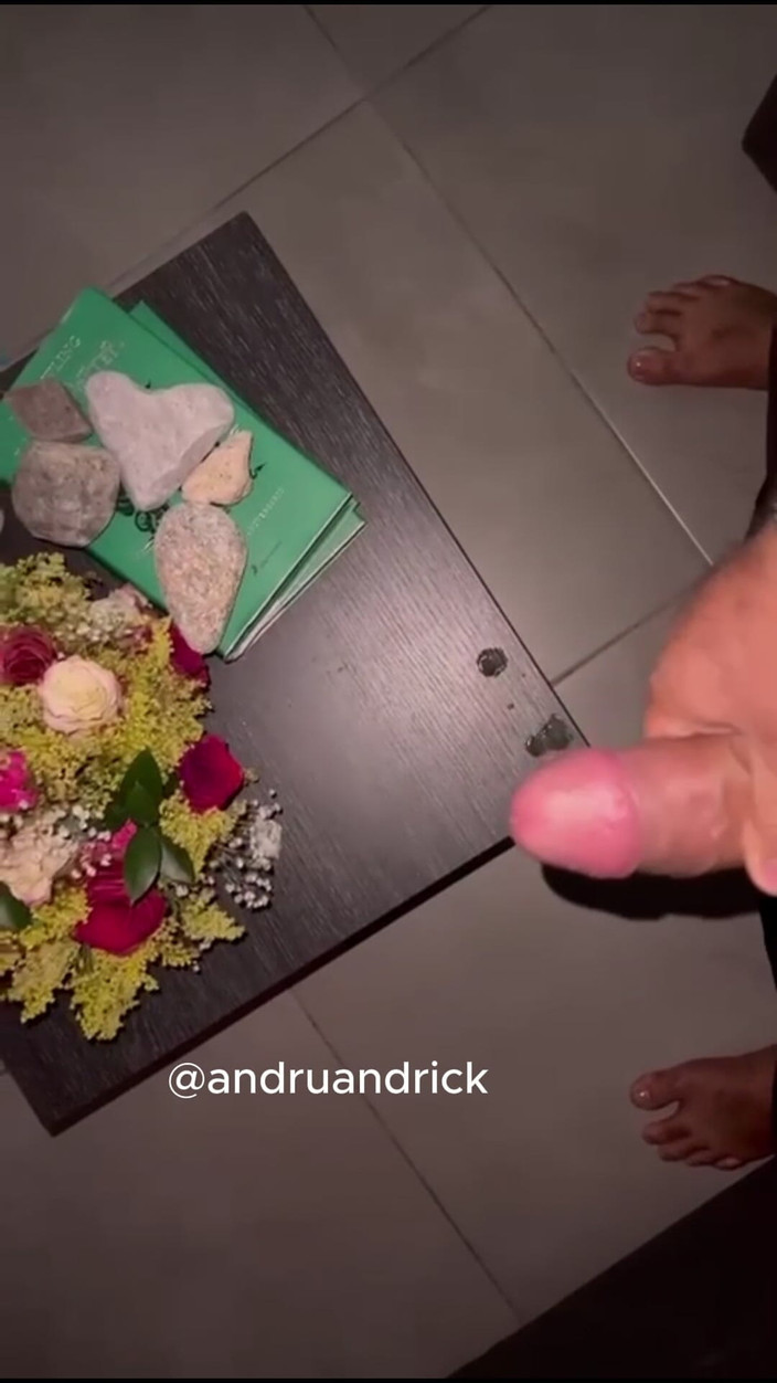 Andru y rick: Ayı mastürbasyonu