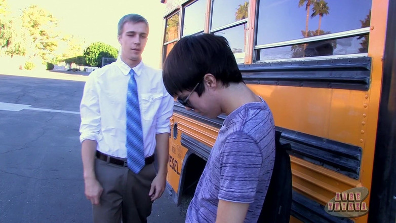 Bare Twinks: Cruța Tija, Răsfața Twink!