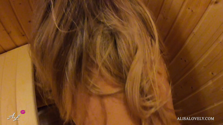 Alisa Lovely: Rubia puta follada en la boca - mejor mamada en primer...