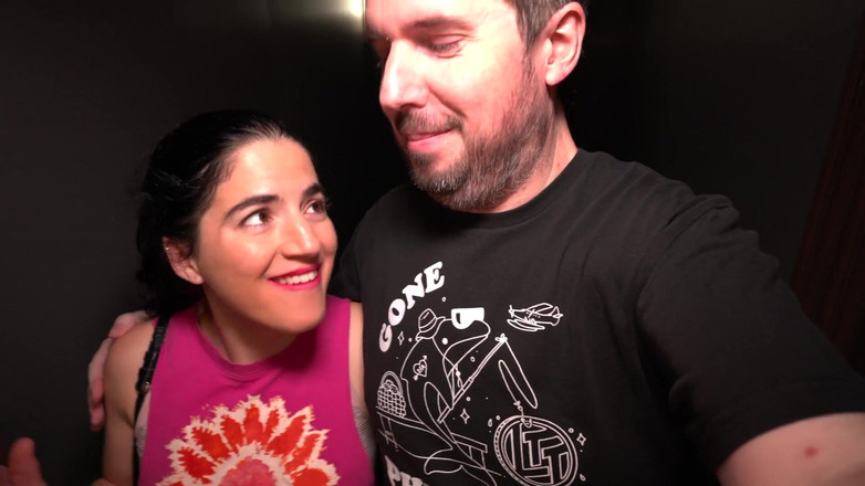 Cliff Media: Celé video - Impromptu Swinger Hookup: Dva anální creampies back-to-back