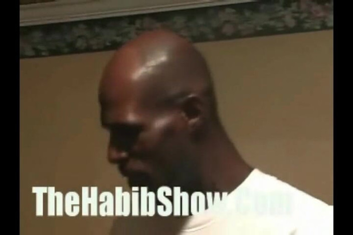 The Habib Show: Tupac fute Dikes White în spălătorie