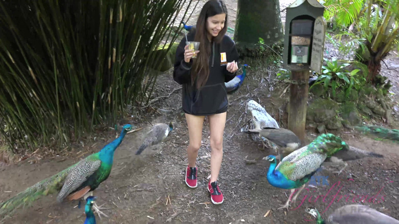 ATK Fans (Girlfriends): Liburan virtual hawaii bareng zaya casiddy 8/11