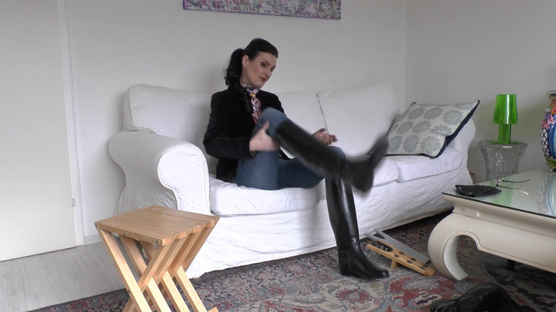Lady Victoria Valente: Boot Change and Smelling Black Socks POV, Lady Victoria Valente