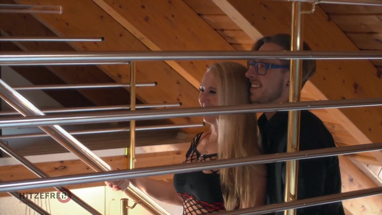 Hitzefrei: German MILF Texas Patti fucked hard by a younger man