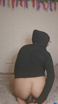 Ich lutsche meine füße und analdildo mia niqab