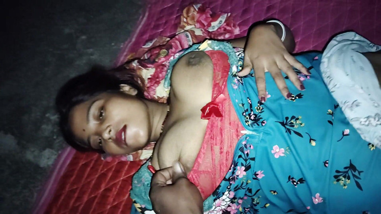Pooja raniji: Pooja Bhabhi Night Hard Sex Upper Floor