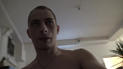 AMATOR BAREBACK FRENCH PORN: El latino Hugo Tara follada a pelo por Viktor Rom