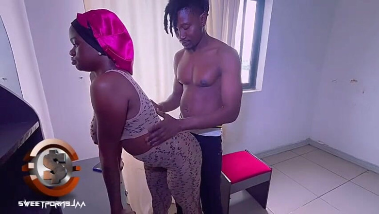 Tusweet9ja: Tattoo Girl Muled by a Curvy Big Cock