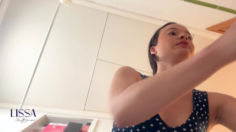 Lissa Brown: Відео від першої особи- ти людський туалет