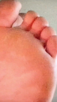 Il video di un piedi che ho inviato al mio primo ragazzo