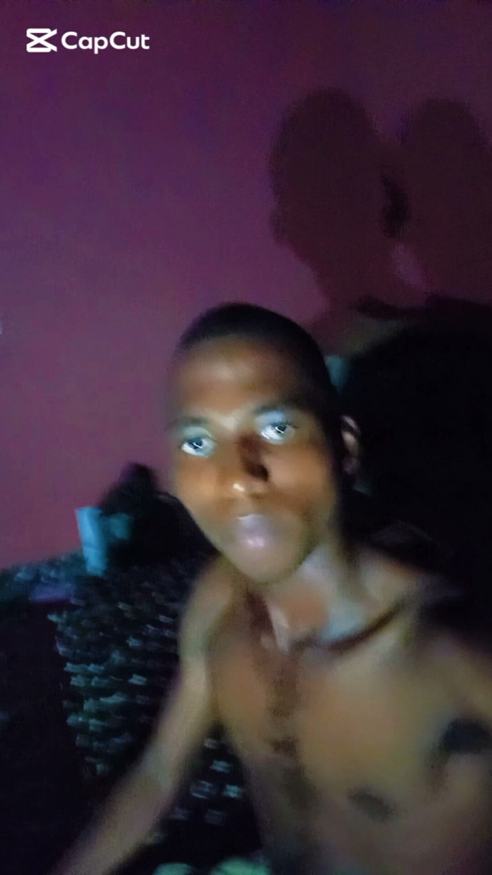 Summer slim: Feeling Bored at Night
