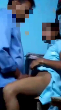 Indische stiefvader neukte haar stiefdochter in zijn kantoorkamer